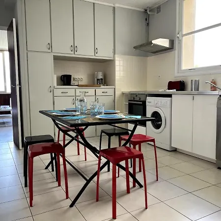 Apartman Between Land And Sea